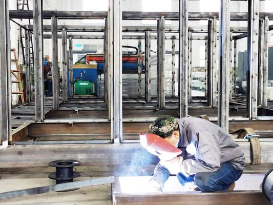 Equipamento de composto industrial elétrico sem odor personalizado 1000KG Capacidade de processamento diária 24H Ciclo de processamento Decomposição microbiana